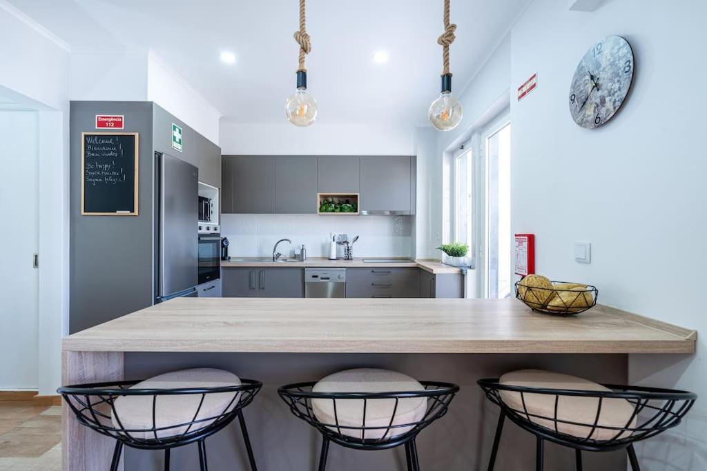 Faro Center With Ac & Wifi Apartment Exterior photo